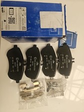 CERAMIC BRAKE PADS FRONT WITH BRAKE CALIPER GUIDE BOLTS WITH EXTRAS FITS