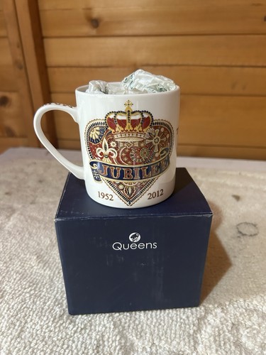 Queens fine bone china mug - queens,