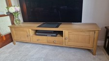 Modern Oak Widescreen TV Cabinet 180 cms long in Great Condition.