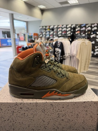 Size air jordan 5 retro - 10,