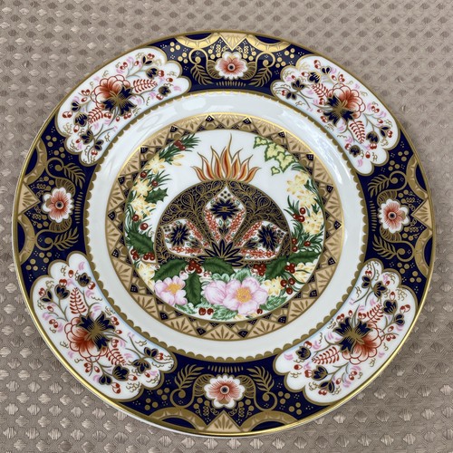 Royal crown derby - crown,