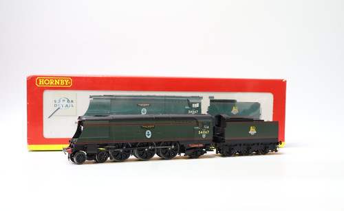 Hornby r2221 gauge - hornby,
