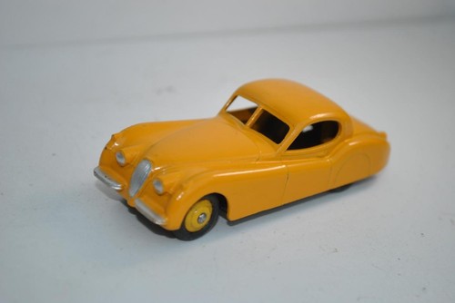 Dinky toys jaguar xk120 - -,