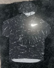 nike exclusive black