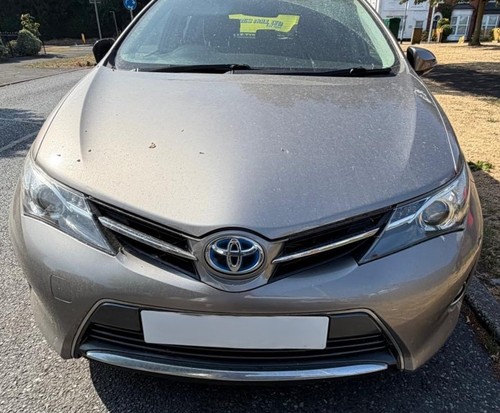 2013 toyota auris breaking - 2013,