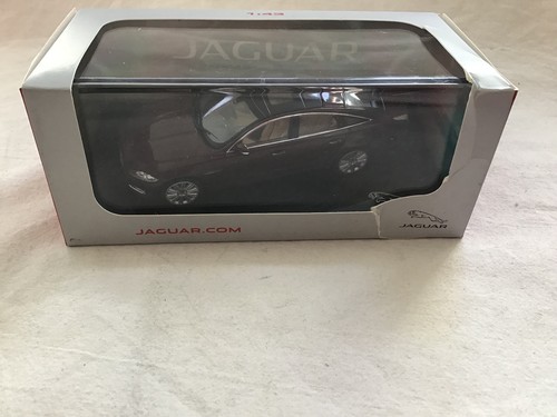 Ixo scale jaguar xj - 1/43,
