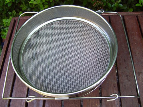 Stainless steel honey sieve - steel,