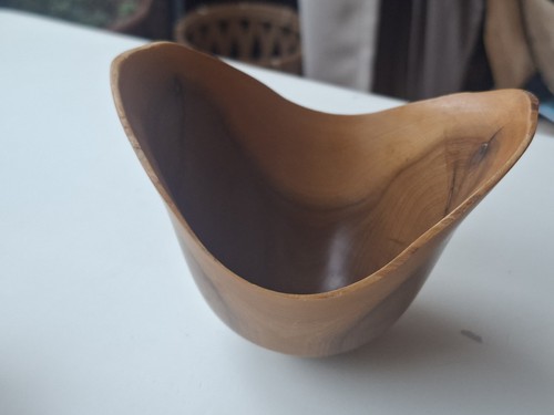Small wooden bowl handturned - small,