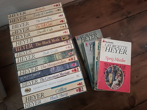 Vintage georgette heyer - vintage, pan