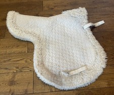 Nuumed Griffin Pure Wool White Numnah Cob Size