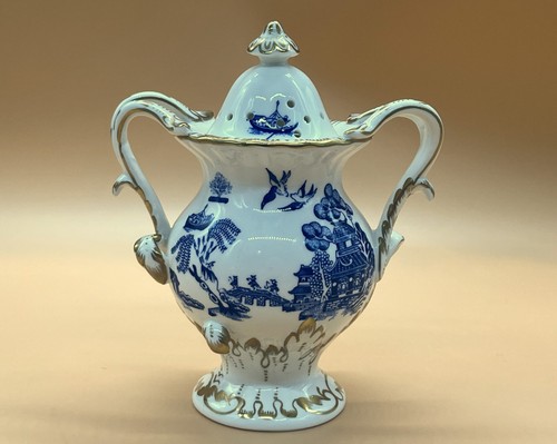 Beautifully delicate coalport - beautifully,