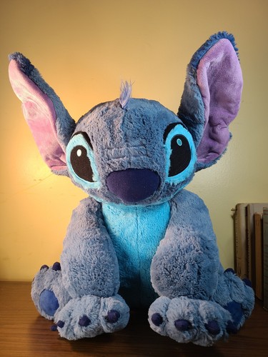 Stitch disney store huge giant - stitch,