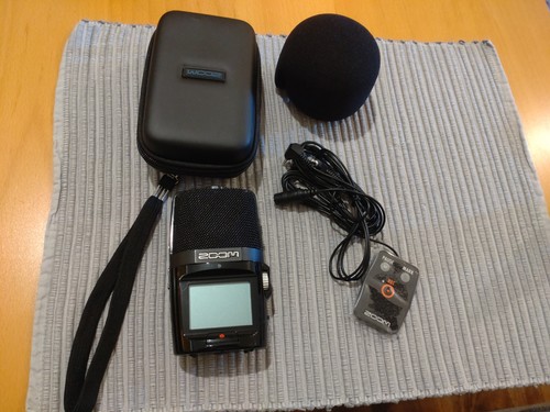 Zoom h2n recorder with - zoom,