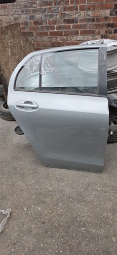 2009 toyota yaris - yaris, 5