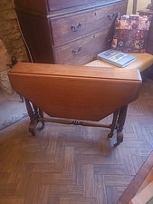Antique Small Drop Leaf Gate