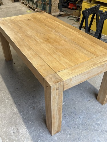 Oak dining table - oak,
