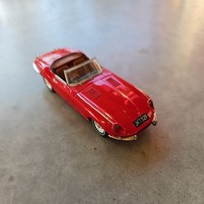Dinky Jaguar E Type 1968 1:43