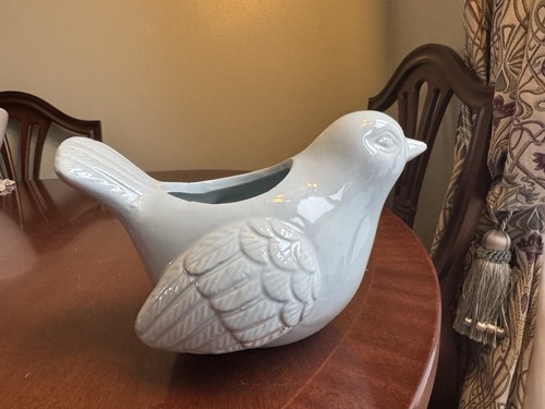 Pale blue ceramic - pale,