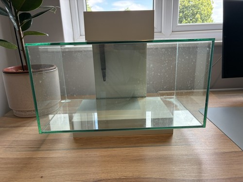 Used fluval edge 23l fish - used,