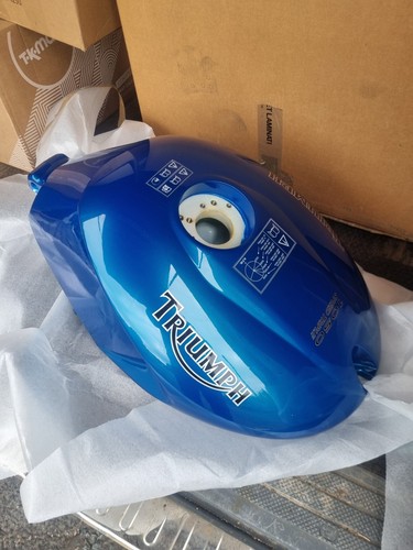 Petrol tank triumph speed - petrol,