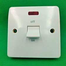 MK K5105 WHI 1 GANG 32 AMP