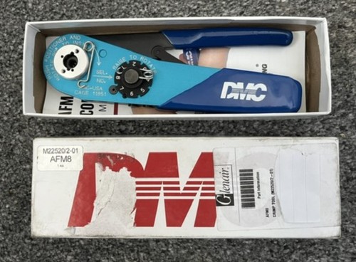 Dmc m22520 miniature - m22520/2-01,