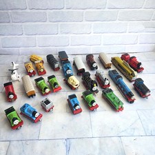 Thomas Tank Engine Die Cast Train Bundle 20+ Trains