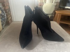 KAREN MILLEN BLACK SUEDE ANKLE