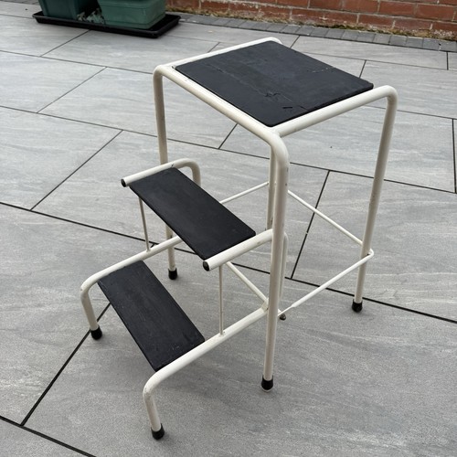 Vintage folding library - folding, steps