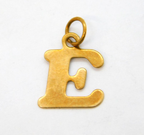 9ct yellow gold initial - 9ct,
