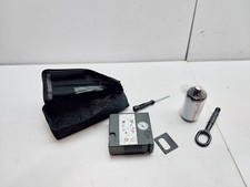 AUDI Q2 EMERGENCY TYRE REPAIR TOOL KIT INFLATOR COMPRESSOR SEALANT TOW EYE 2022