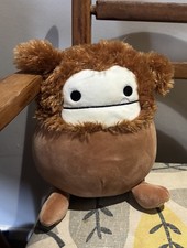 Squishmallow Benny The Bigfoot 7.5” Soft Plush Golden Sparkly Tinsel Hair 