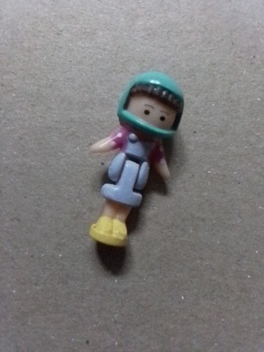 Polly pocket scooter fun doll - polly,