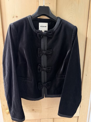 Boden black velvet bow jacket - bow,