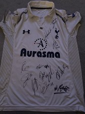 Tottenham signed shirt 2011/12 - No COA