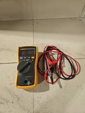 Fluke 113 True RMS Utility Digital Multimeter Test Leads