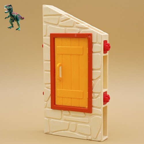 Playmobil right wall with