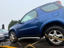 2000 - 2005 Toyota RAV4 Wheel