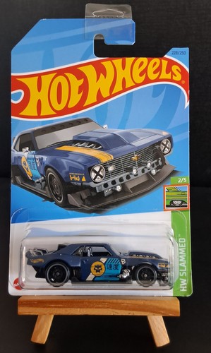 Hot wheels slammed - hot,