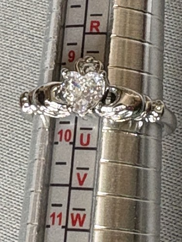 Beautiful white gold - beautiful,