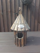 bird house nesting box wooden