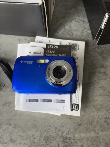 Polaroid 126 mega pixels - ie,