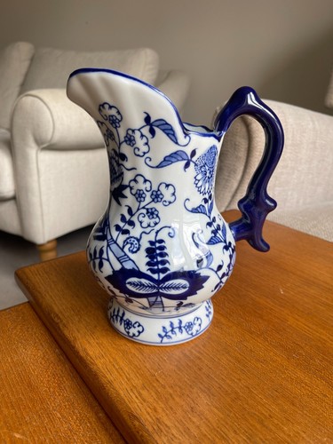 Vintage blue white - , 21.5