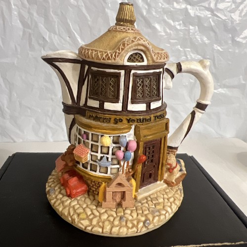 Hometown teapot cottages merry - teapot,