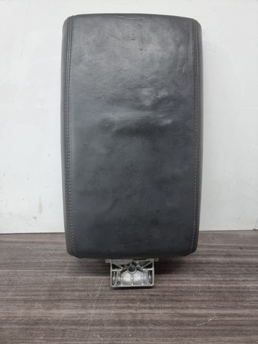 Audi 2013 armrest - audi, c7