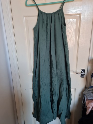 Beautiful soft green - beautiful, ladies