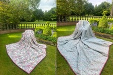 Vintage COLOROLL Reversible Ditsy Floral Bouquet Quilted Bedspread Quilt Throw