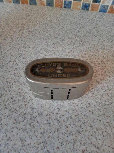 Vintage lloyds bank - bank, box