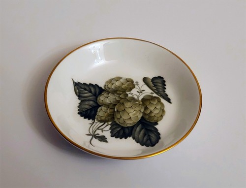 Vintage trinket dish royal - vintage,