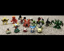  Digimon Mini Figures Bundle x